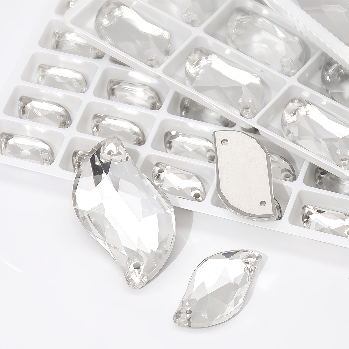 S Shape Sew On Rhinestone Crys - Sew On Rhinestone reseña y precio