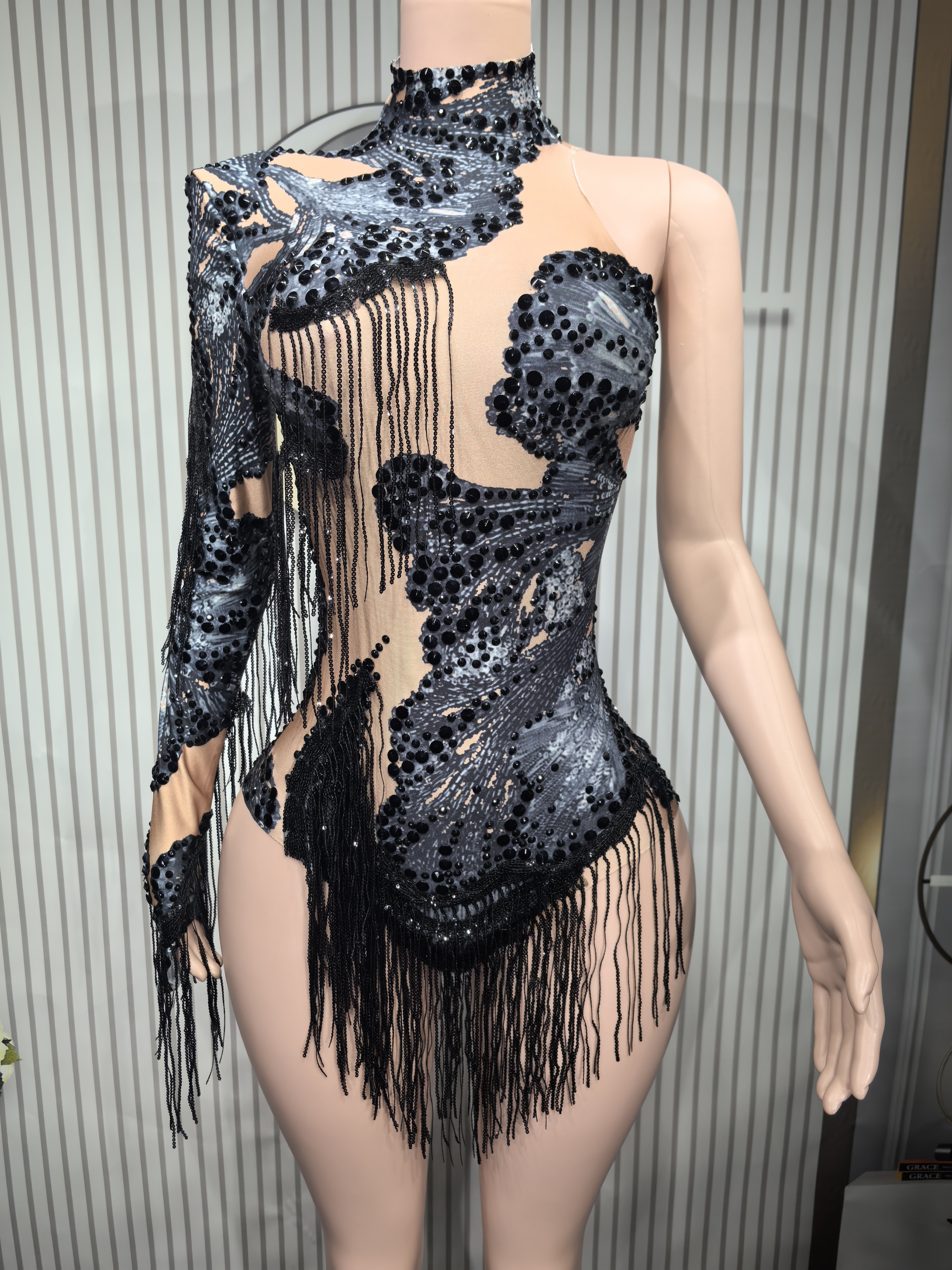 Sexy Skinny Leotard Singer Dan - Rhinestone Banding Trim reseña y precio