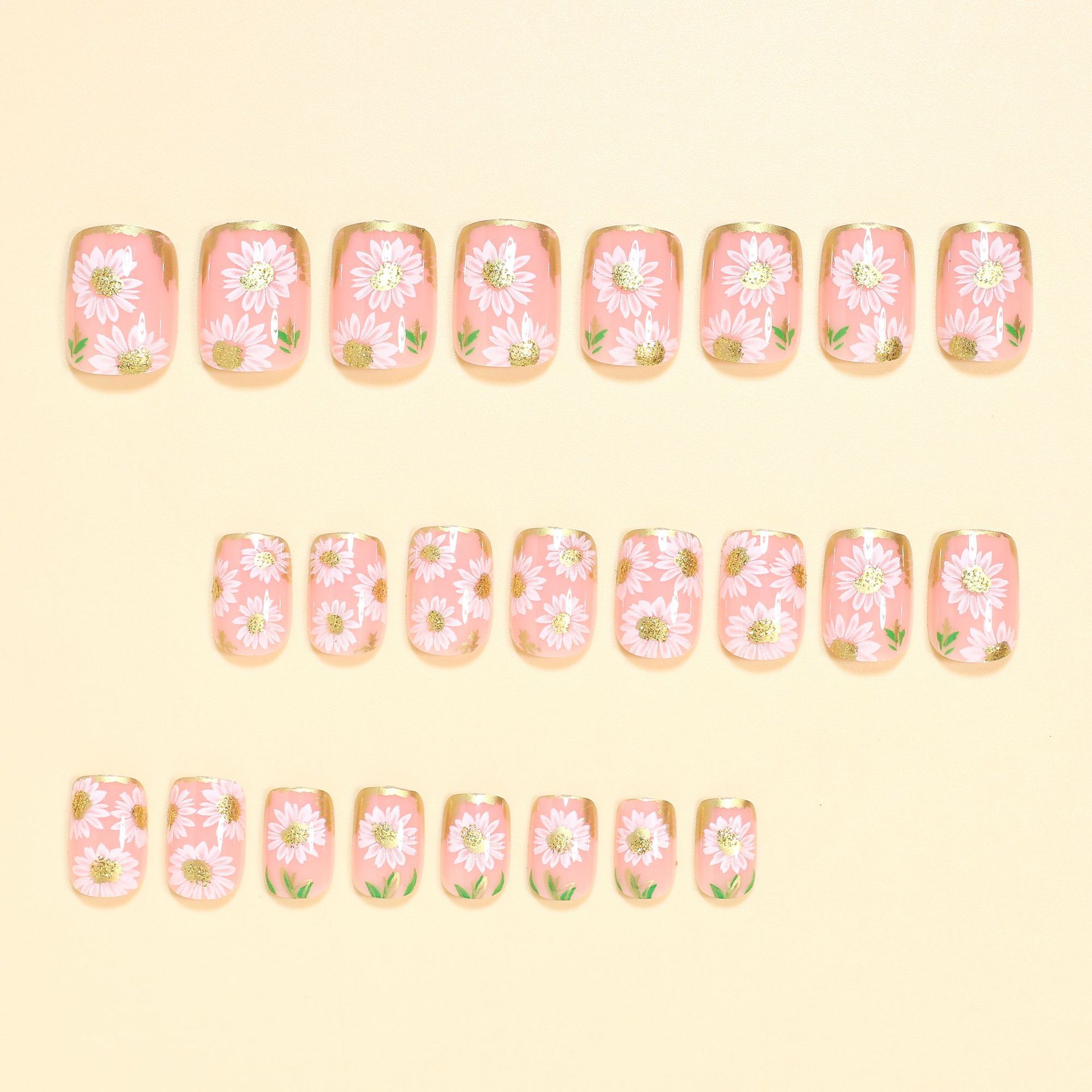 Short Square fake nails golden - Embroidery Embellishments reseña y precio