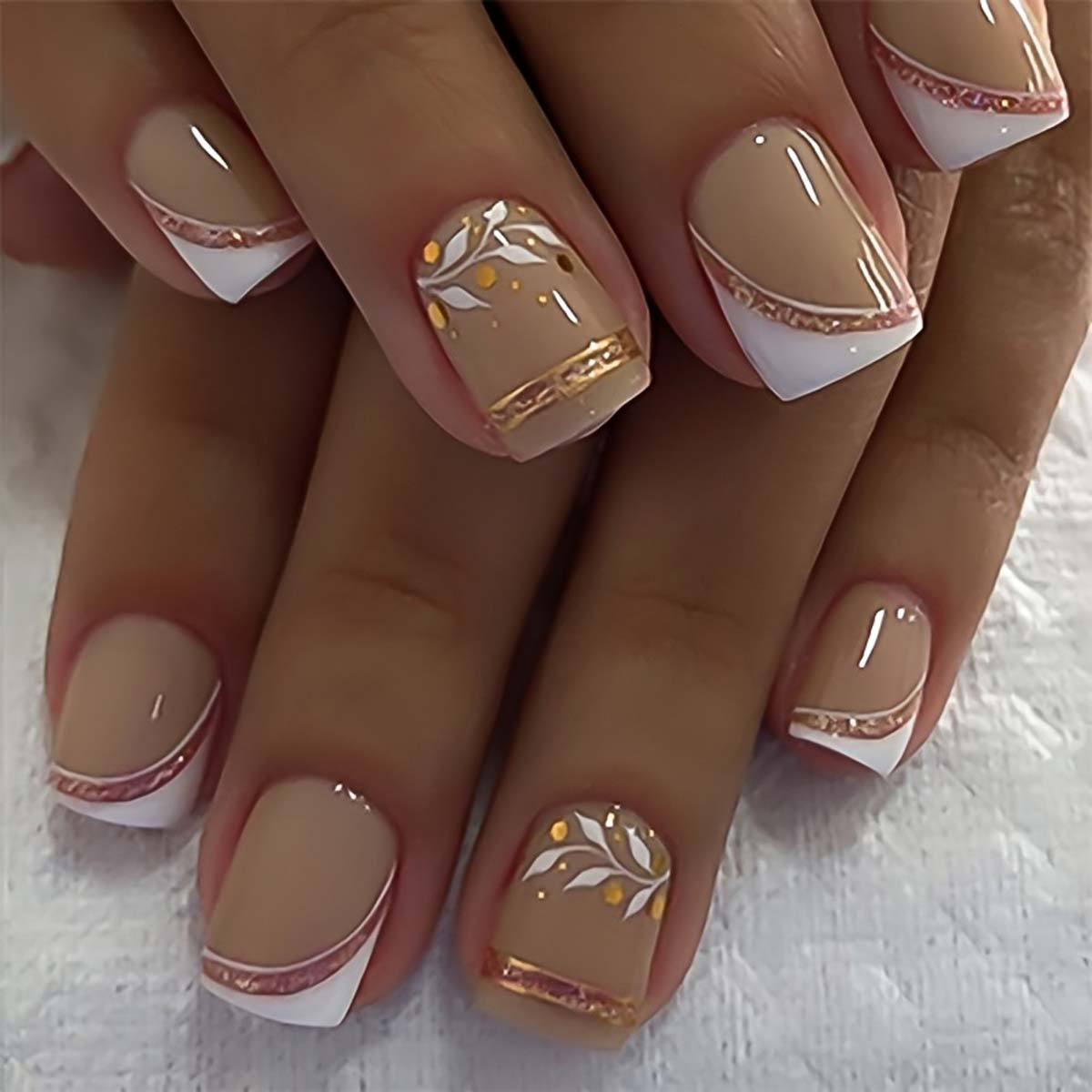 Short Square fake nails golden - Embroidery Embellishments reseña y precio